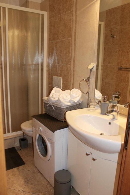 Center Kuzmanic Apartment *
