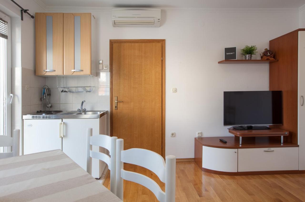 Center Kuzmanic Apartment Makarska